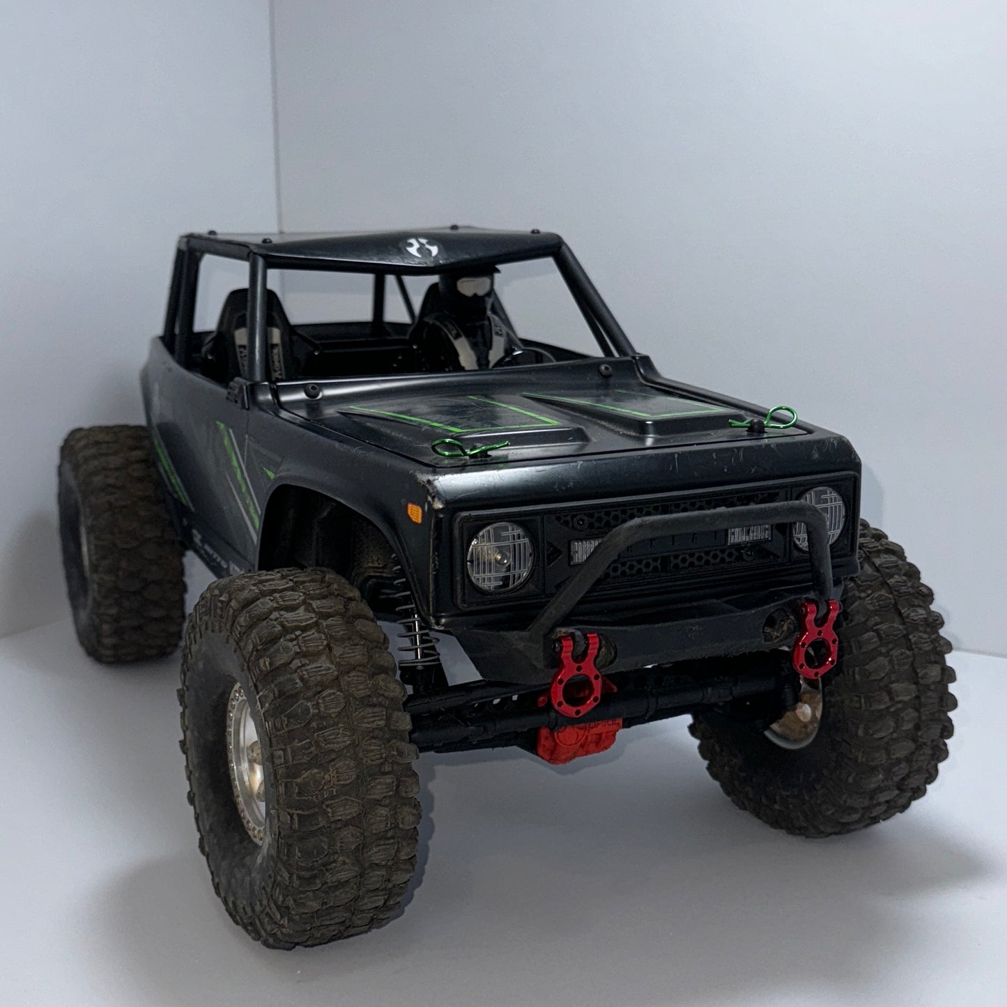 1/10 Closed End D-Rings